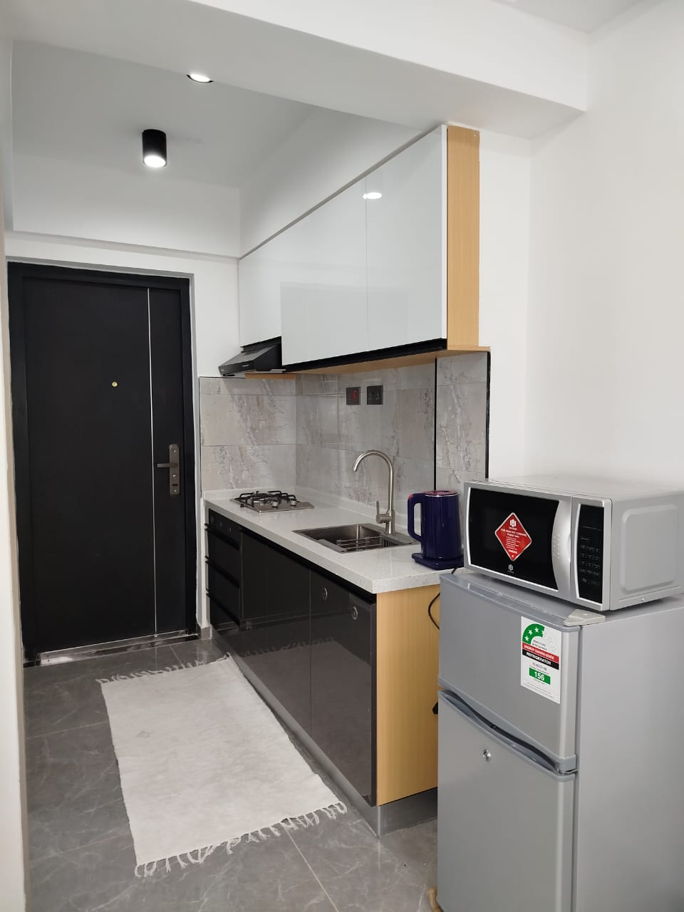 Cozy 1-Bedroom Apartment in Kileleshwa - Image 27