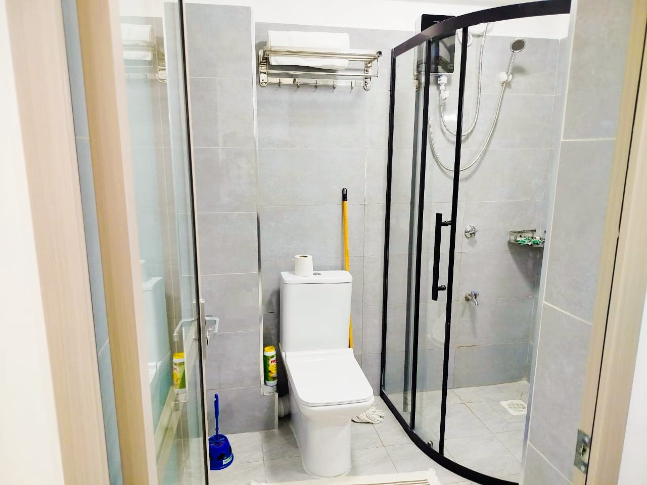 Cozy 1-Bedroom Apartment in Kileleshwa - Image 16