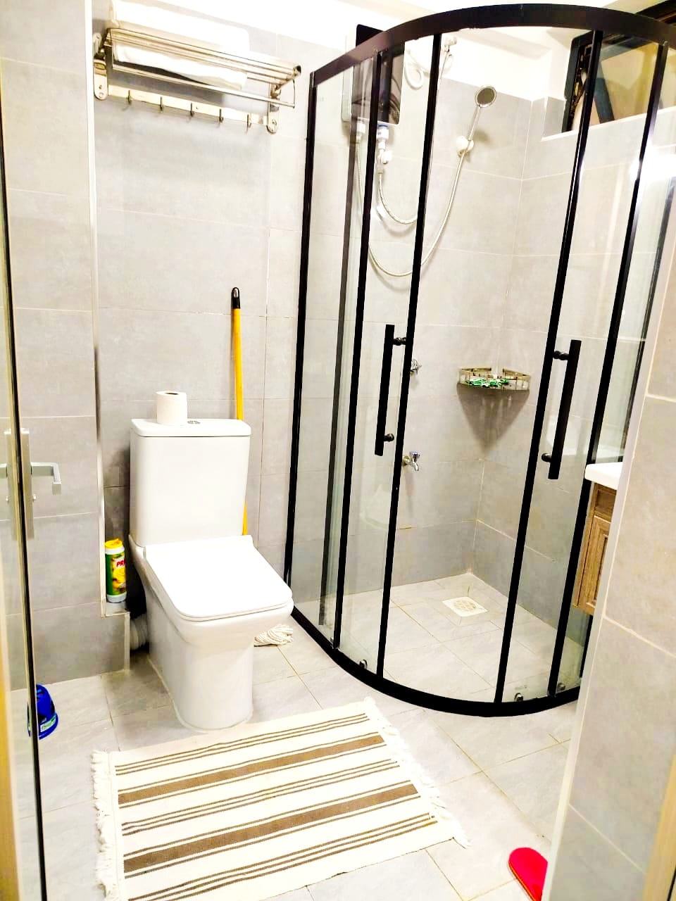 Cozy 1-Bedroom Apartment in Kileleshwa - Image 15