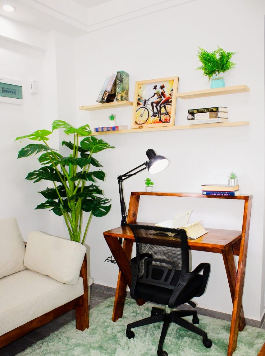 Cozy 1-Bedroom Apartment in Kileleshwa - Image 4