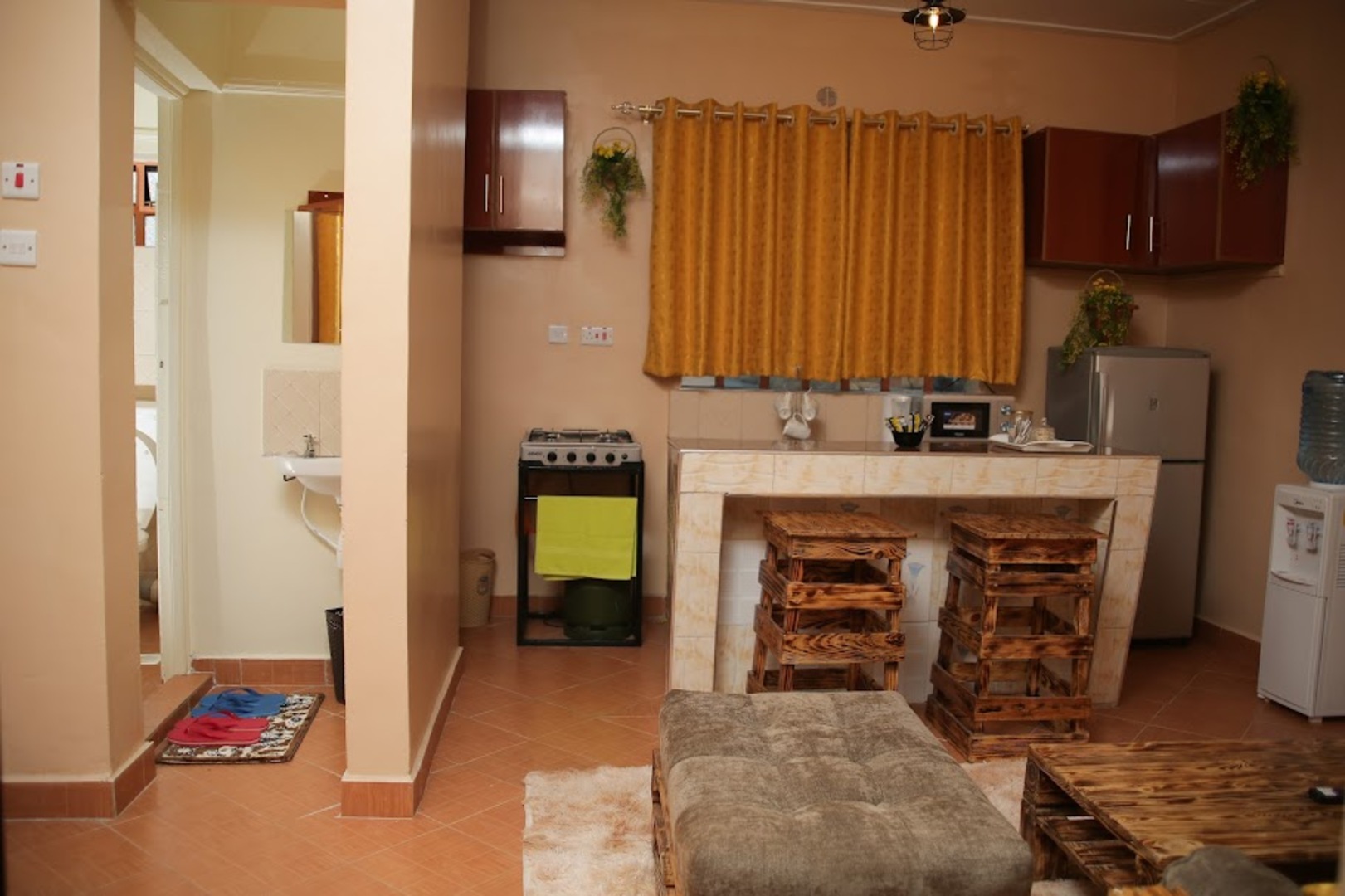 Tiwi, Premium studio, Near Bungoma CBD - Image 3