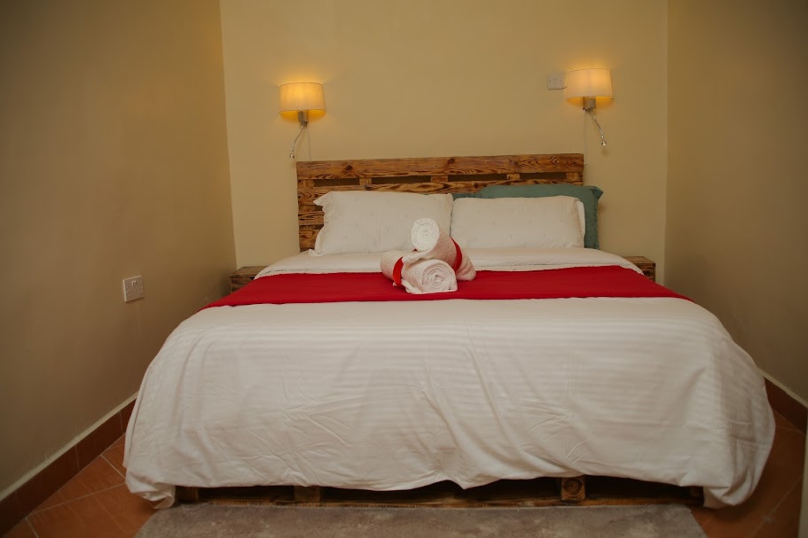 Tiwi, Premium studio, Near Bungoma CBD