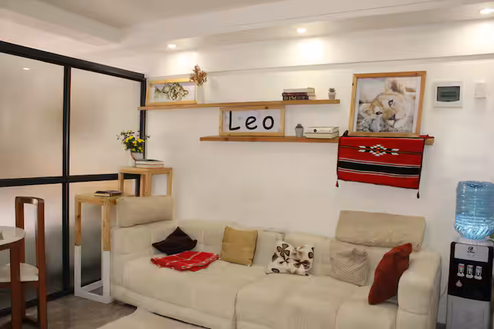 Leo – Modern 1BR - Image 3