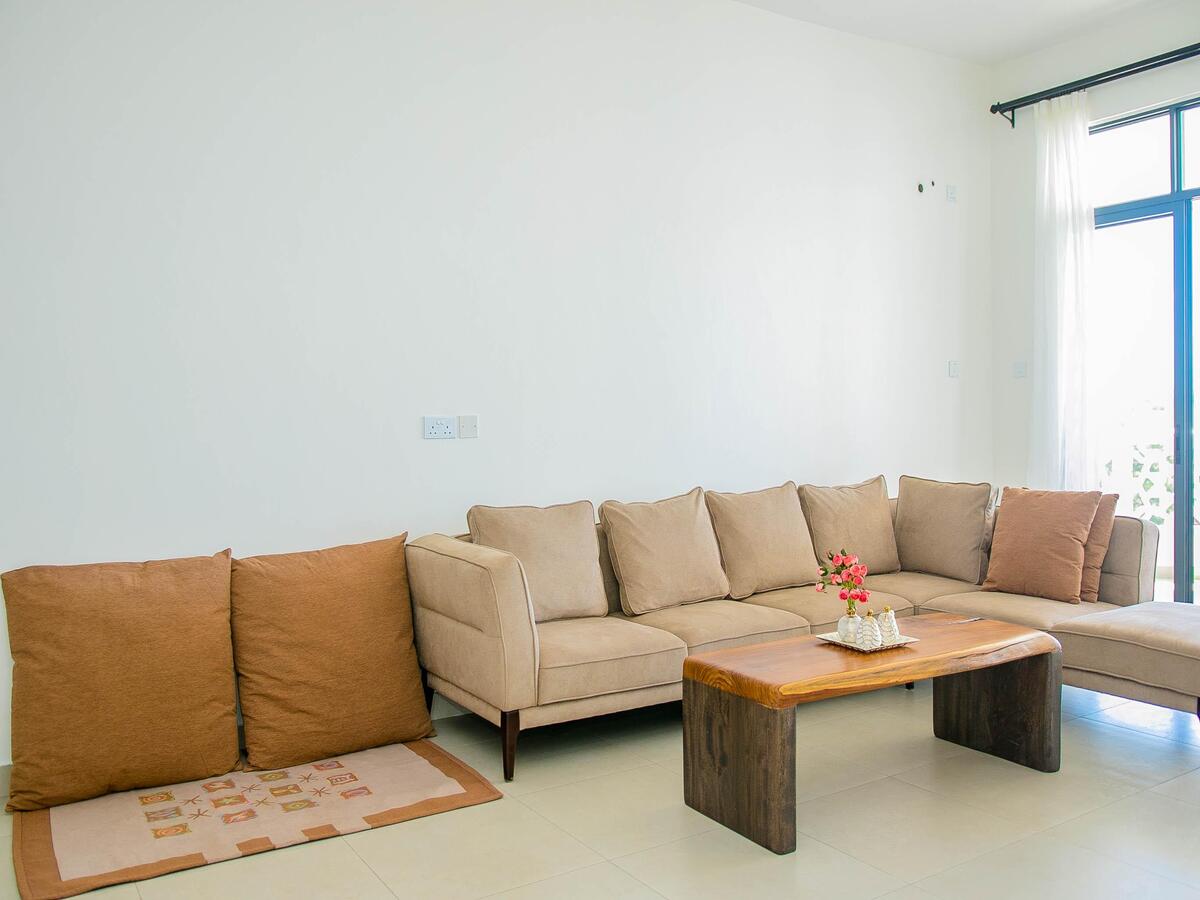 Nyali, The Sunflower 3br Beachfront - Image 11