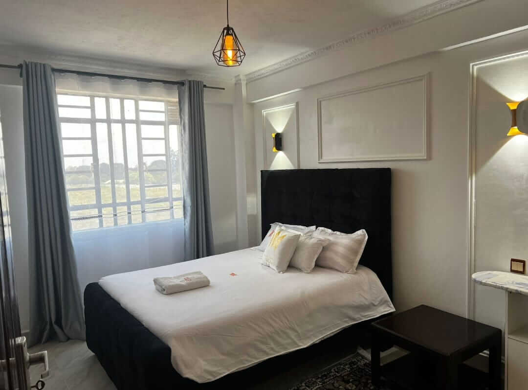 Nanyuki, Muthaiga Dark Blue - Image 4