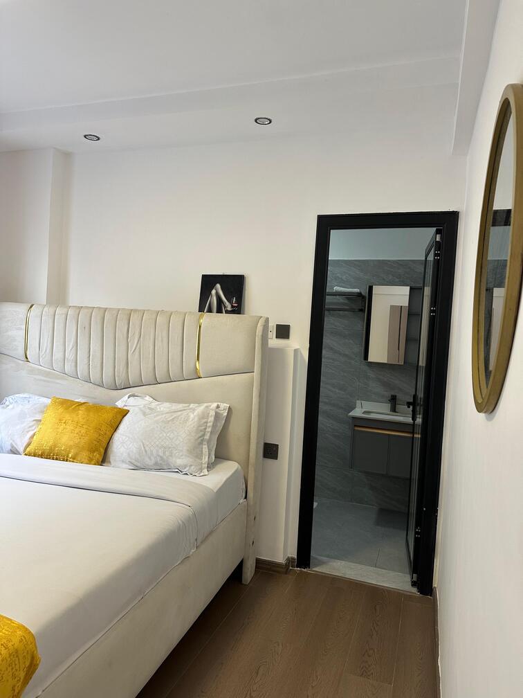 Pure Golden Mango 2BR - Image 9